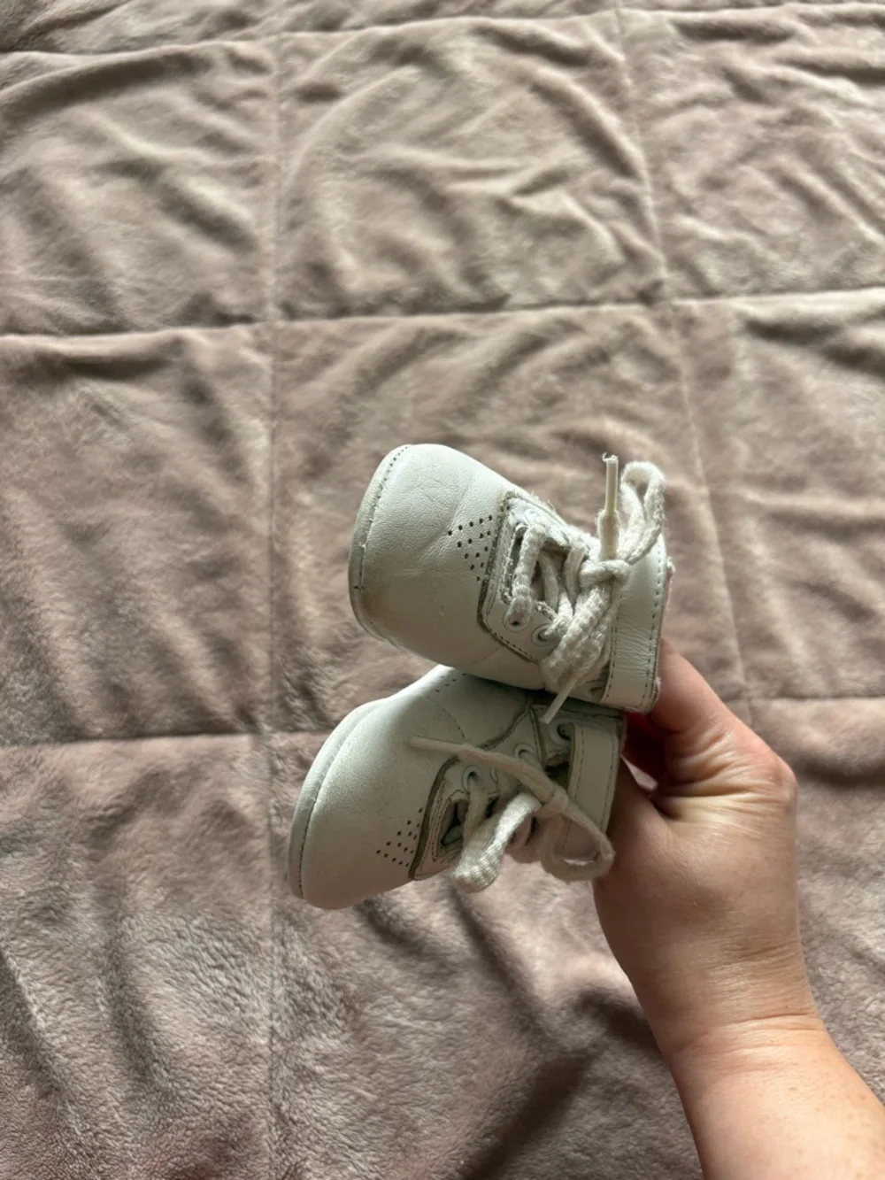 Vintage Oshkosh baby booties